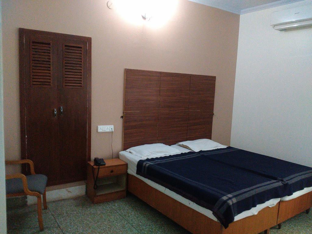Ajaya Hotel Varanasi