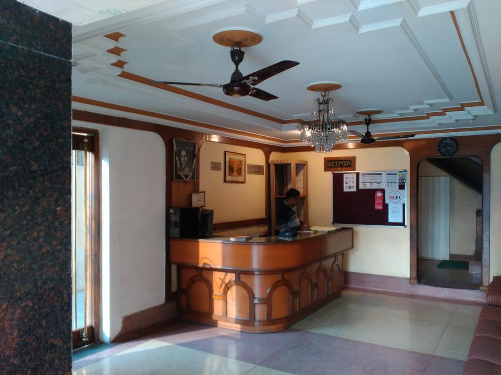 Hotel Ajaya Varanasi